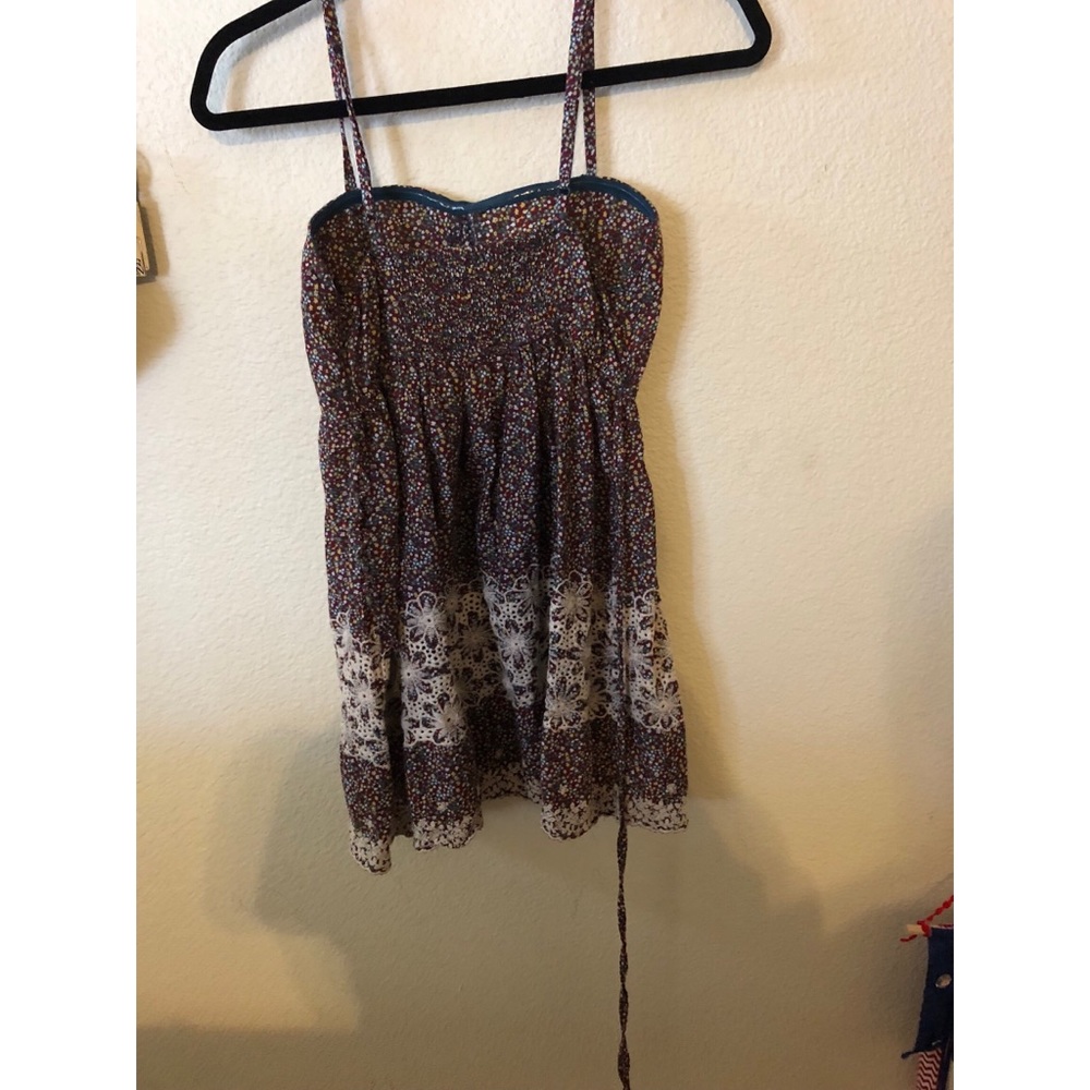 Dress - Picture 2 of 4